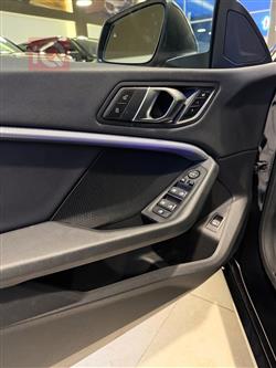 بي ام دبليو الفئة 2